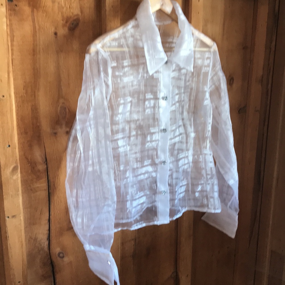 White blouse - Picture 4 of 6